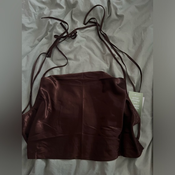 BNWT Divided Satin Halter Crop Top - Picture 2 of 2
